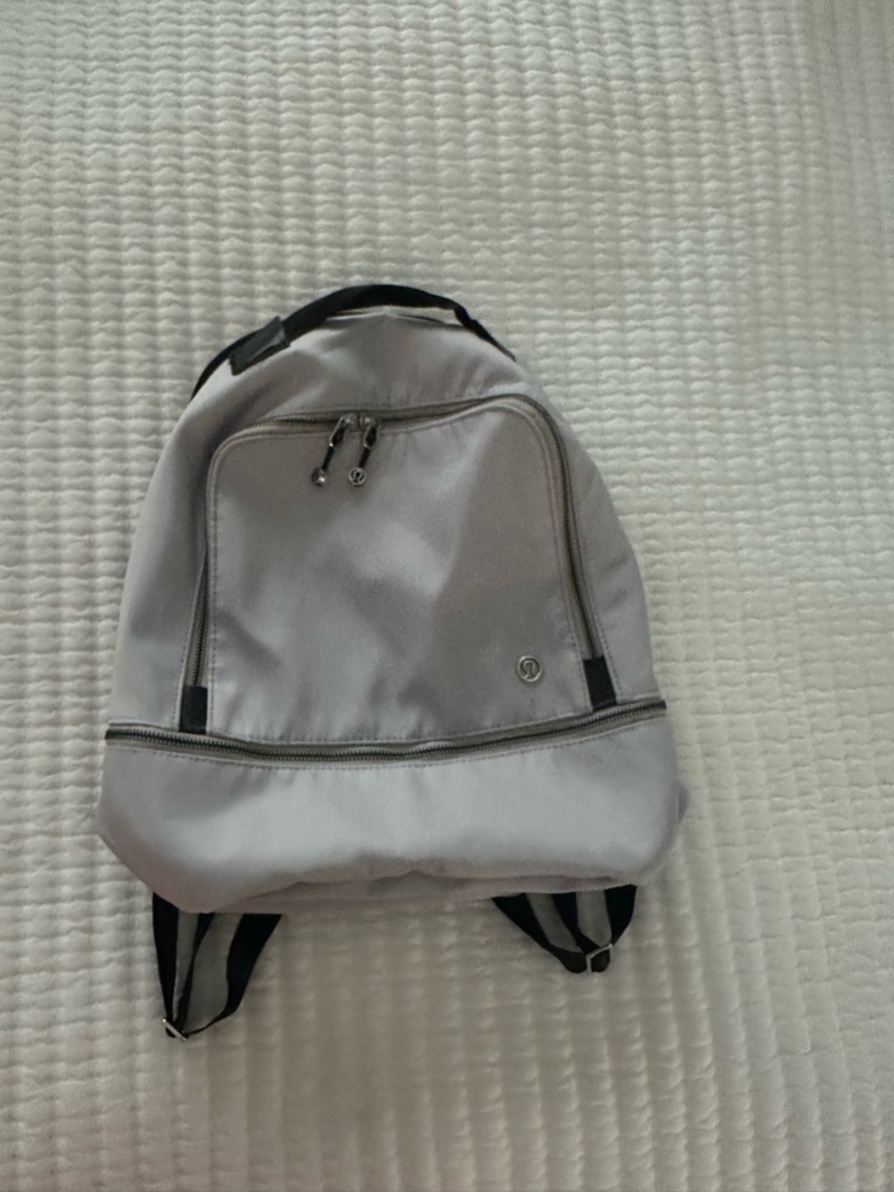 Lululemon Light Gray Backpack  LIKE NEW